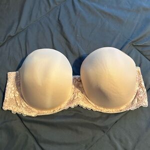 Strapless Bra with Lace Detail